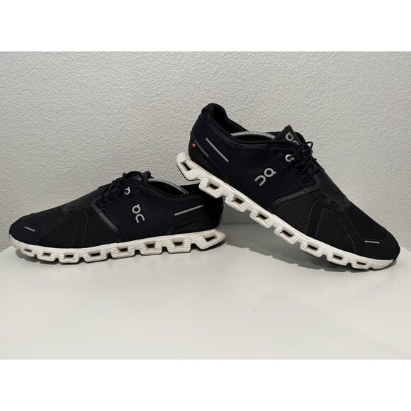 On Cloud 5 Mens Running Shoes Sz 13 Black White Sneakers Active Gym Casual Work main image 12